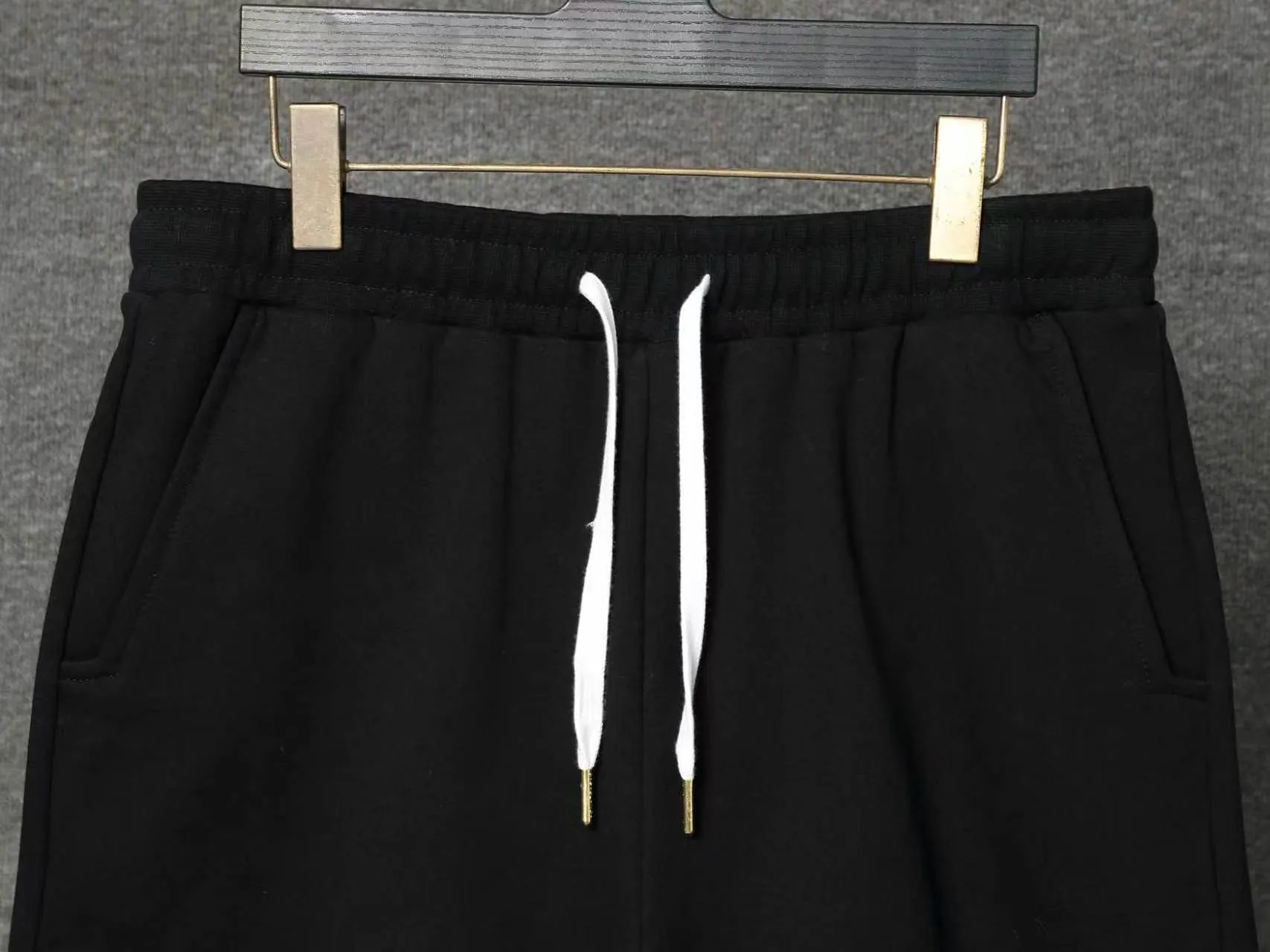 CASABLANCA Casa shorts Printing technology Original development Using gram custom terry fabric Upper body is comfortable Back pocket design Original turning details Made by domestic first-line brands Factory OEM Workmanship is impeccable Wash mark Main wheat Hang tag Complete packaging Sizes S.M.L.XL